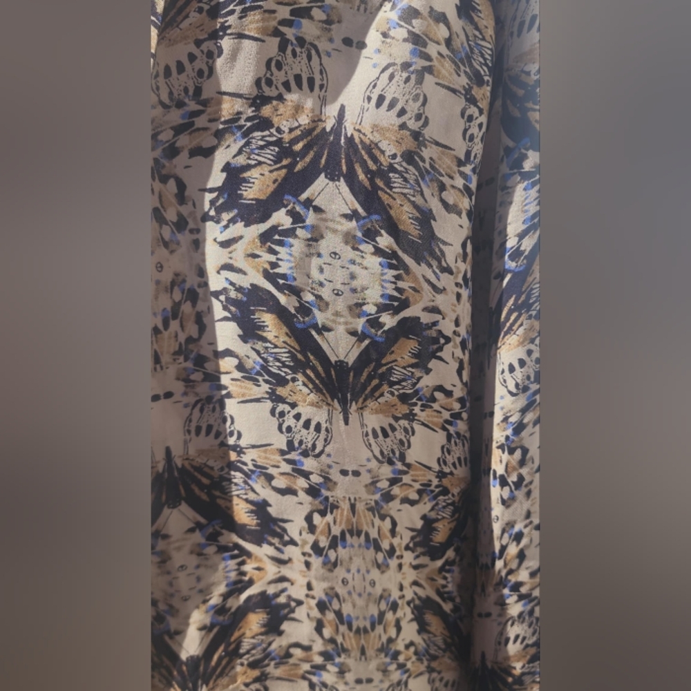 Women's blouse